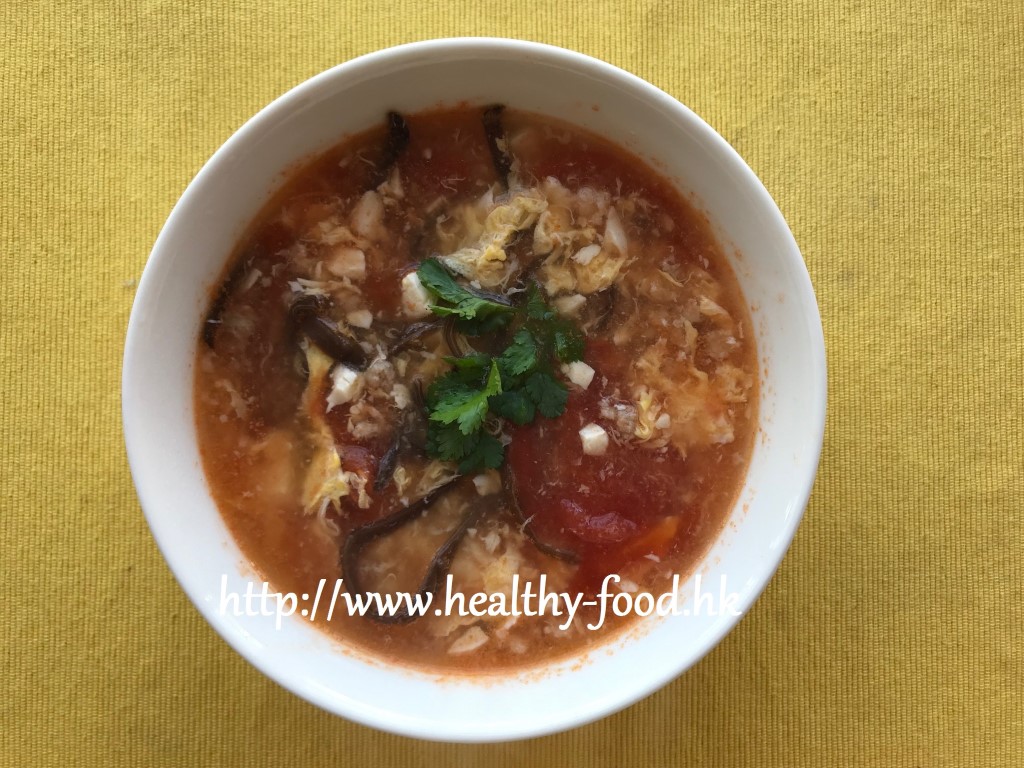 Tomato, Tofu, Wood Ear Mushroom and Egg Drop Soup