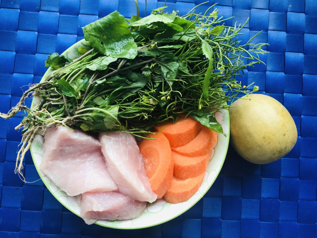 Watercress, Monk Fruit (Luo Han Guo) and Carrot Pork Soup