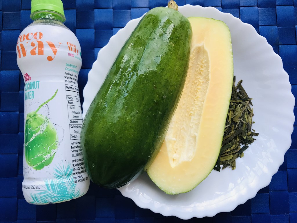 Coconut Water and Green Tea Stewed Green Papaya